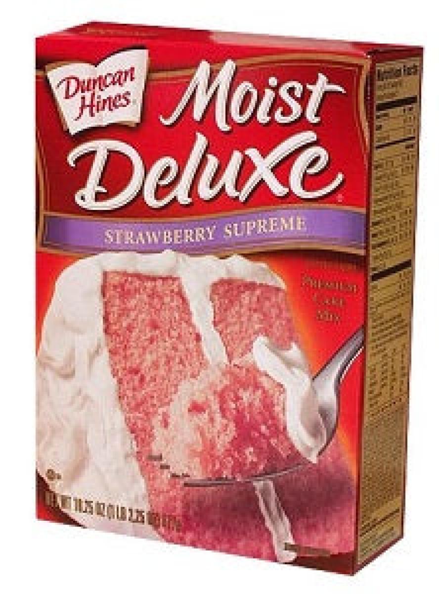 Moist Deluxe Strawberry Supreme Cake Mix