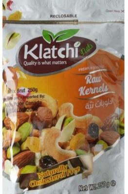 Roasted Raw Kernels Nuts Sachet