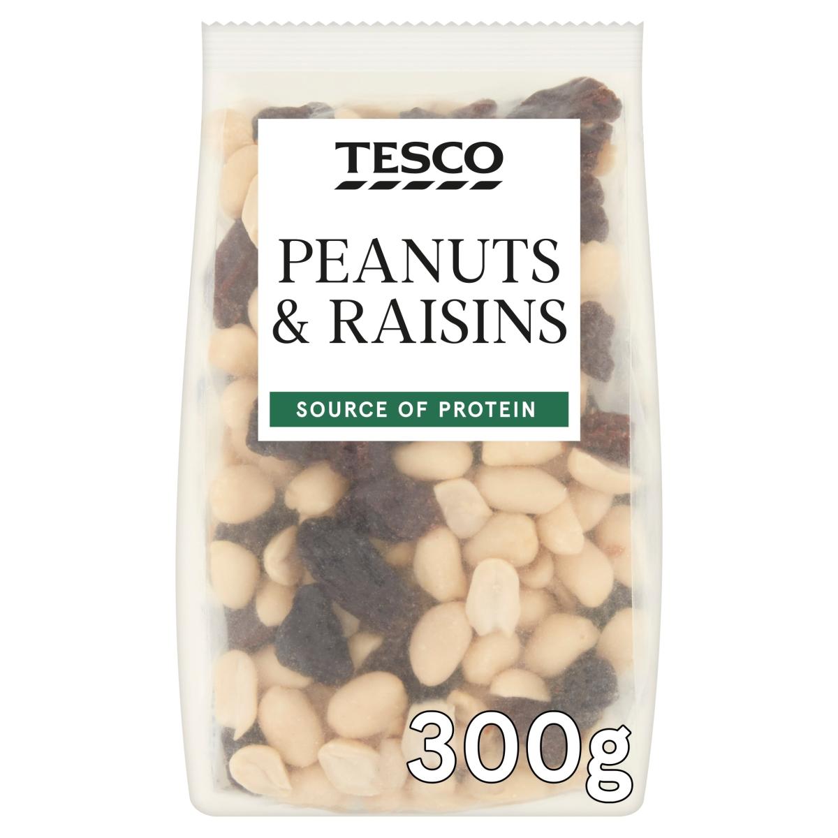 Peanuts & Raisins
