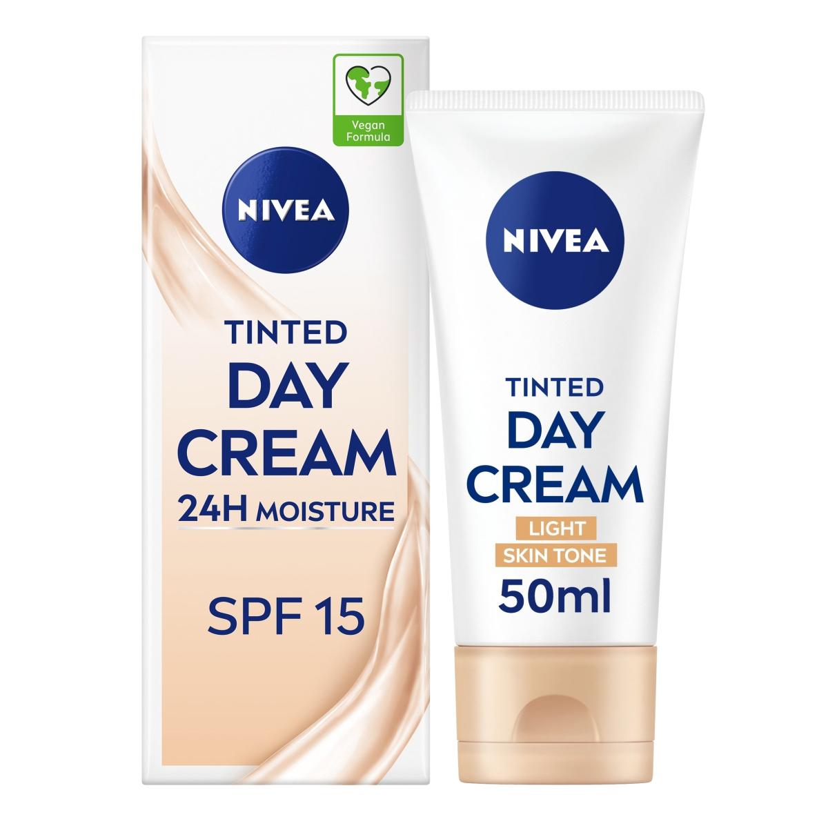 Tinted Day Cream Moisturiser Light Skin Tone SPF 15